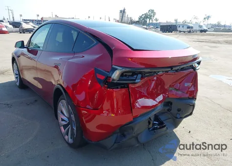 2026 Tesla Model Y Long Range Dual Motor All-Wheel Drive/Long Range Launch Series from USA, damaged, VIN 7SAYGDEE5TF331160